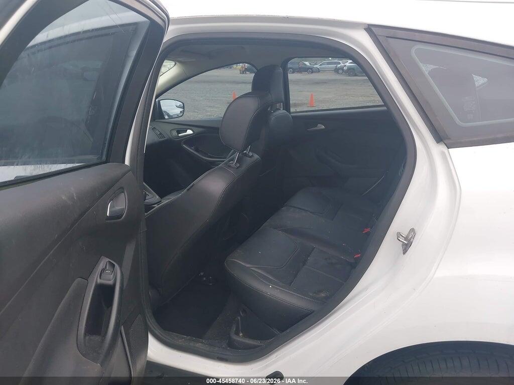 1FADP3K22GL342934 2016 FORD FOCUS photo no. 8