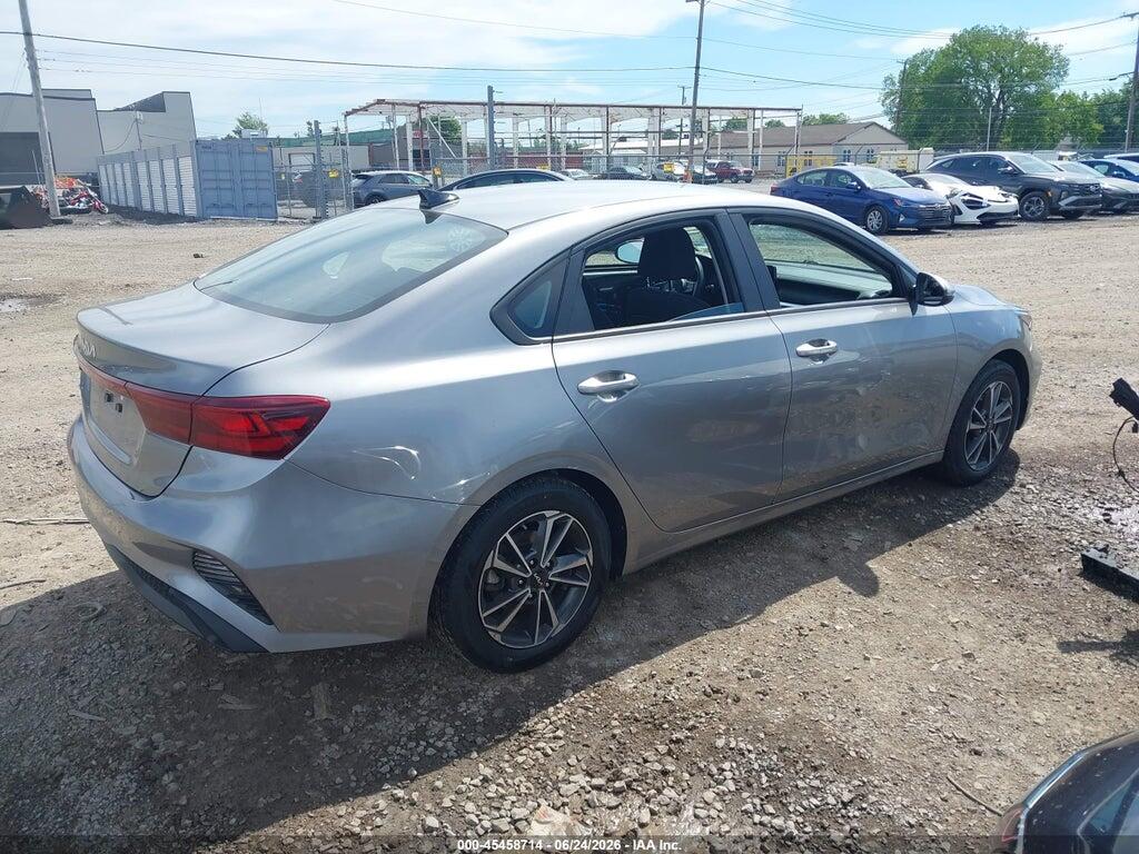 3KPF24AD9PE620523 2023 KIA FORTE photo no. 4