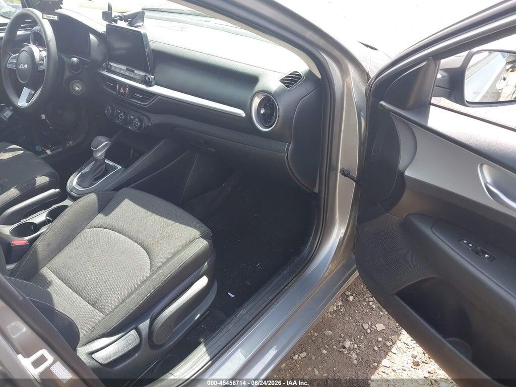 3KPF24AD9PE620523 2023 KIA FORTE photo no. 5