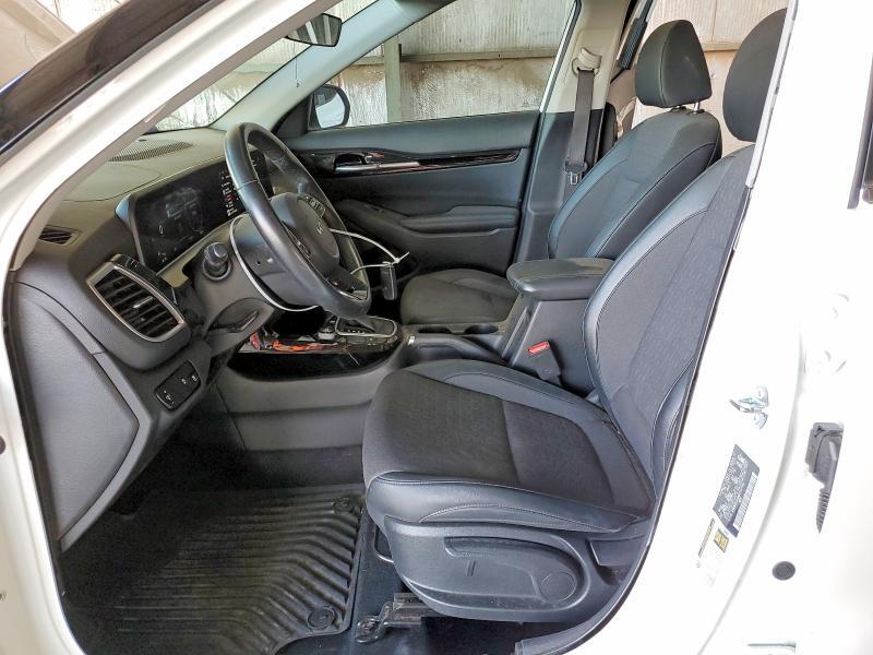 2024 KIA SELTOS S — Фото 7 из 12