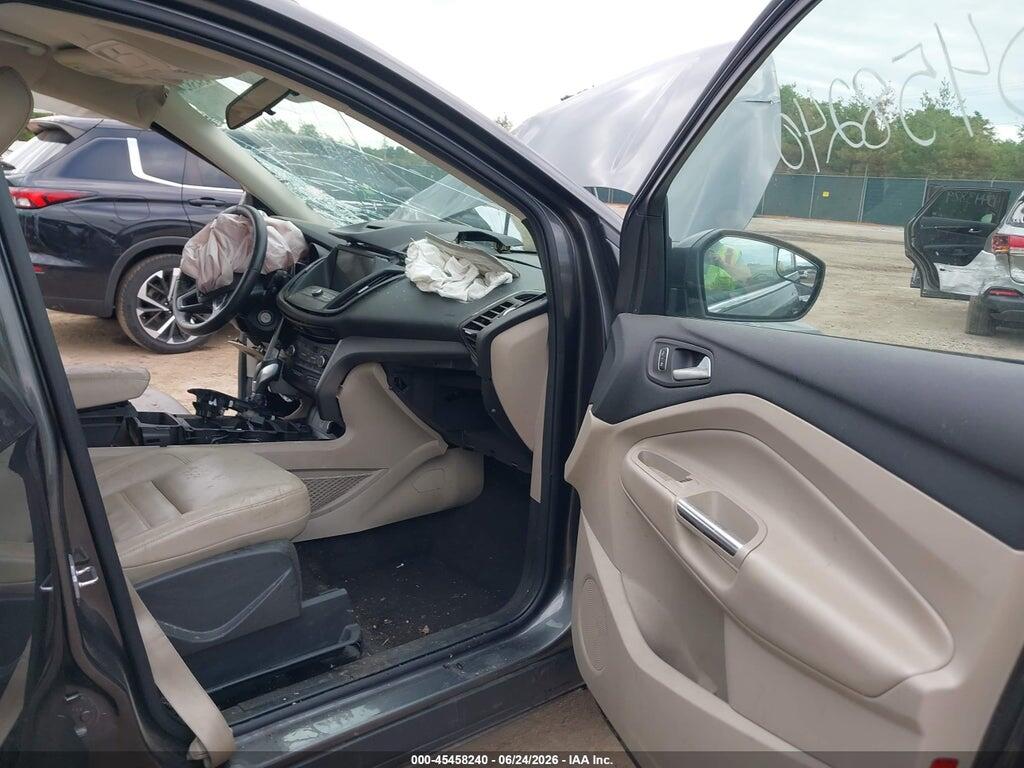 1FMCU9HD1JUC75167 2018 FORD ESCAPE photo no. 5
