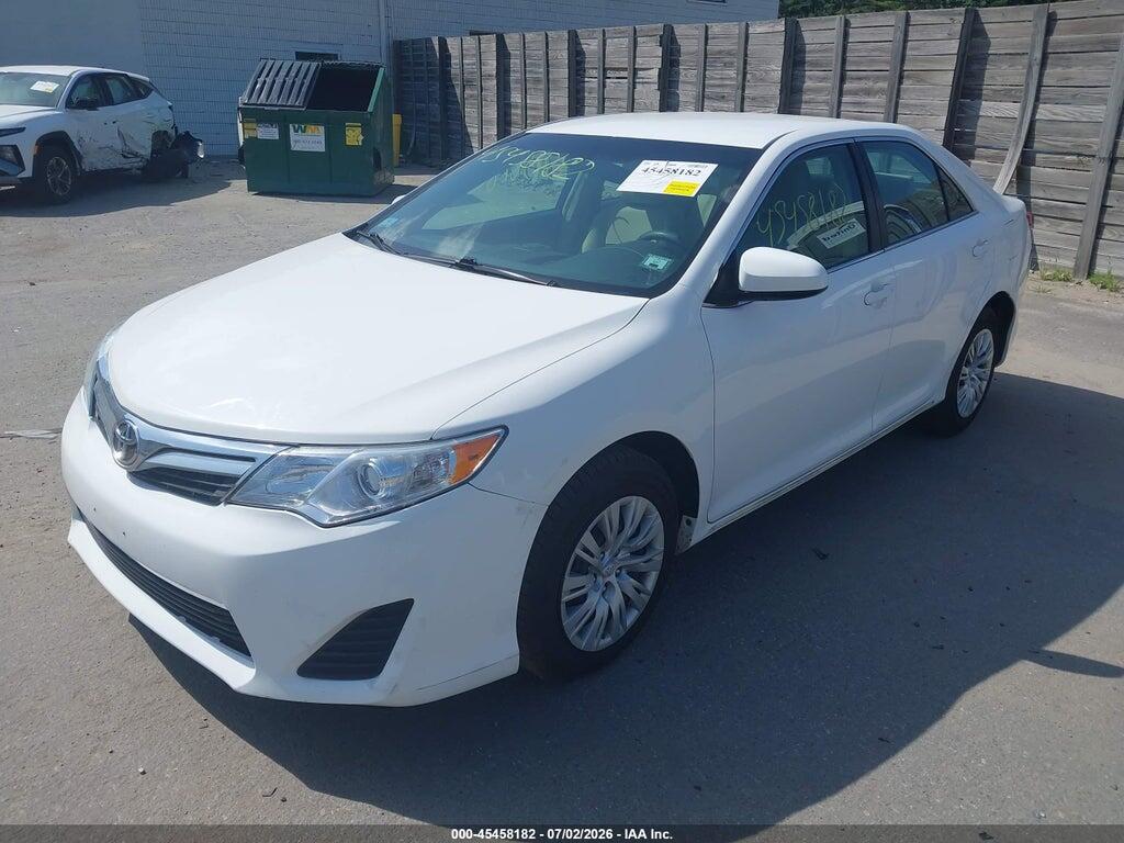 4T4BF1FK8ER420824 2014 TOYOTA CAMRY photo no. 2