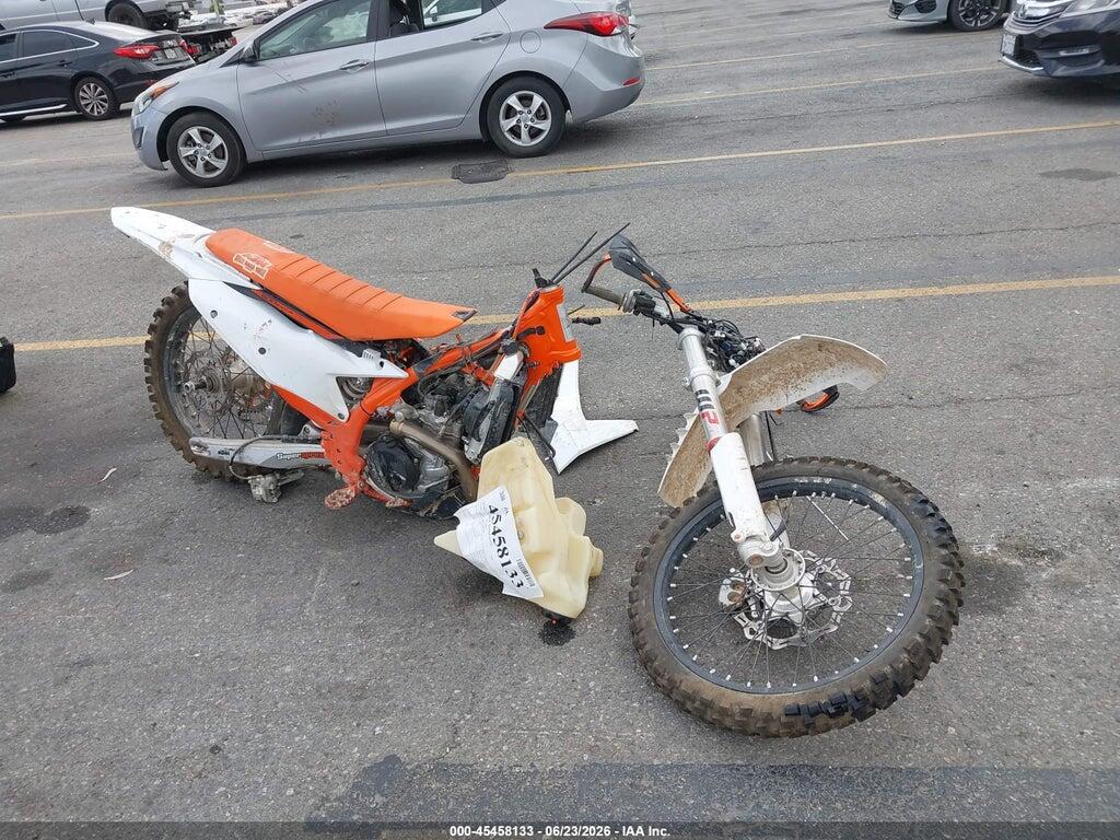 2025 KTM 500 VBKEXJ405SM467586