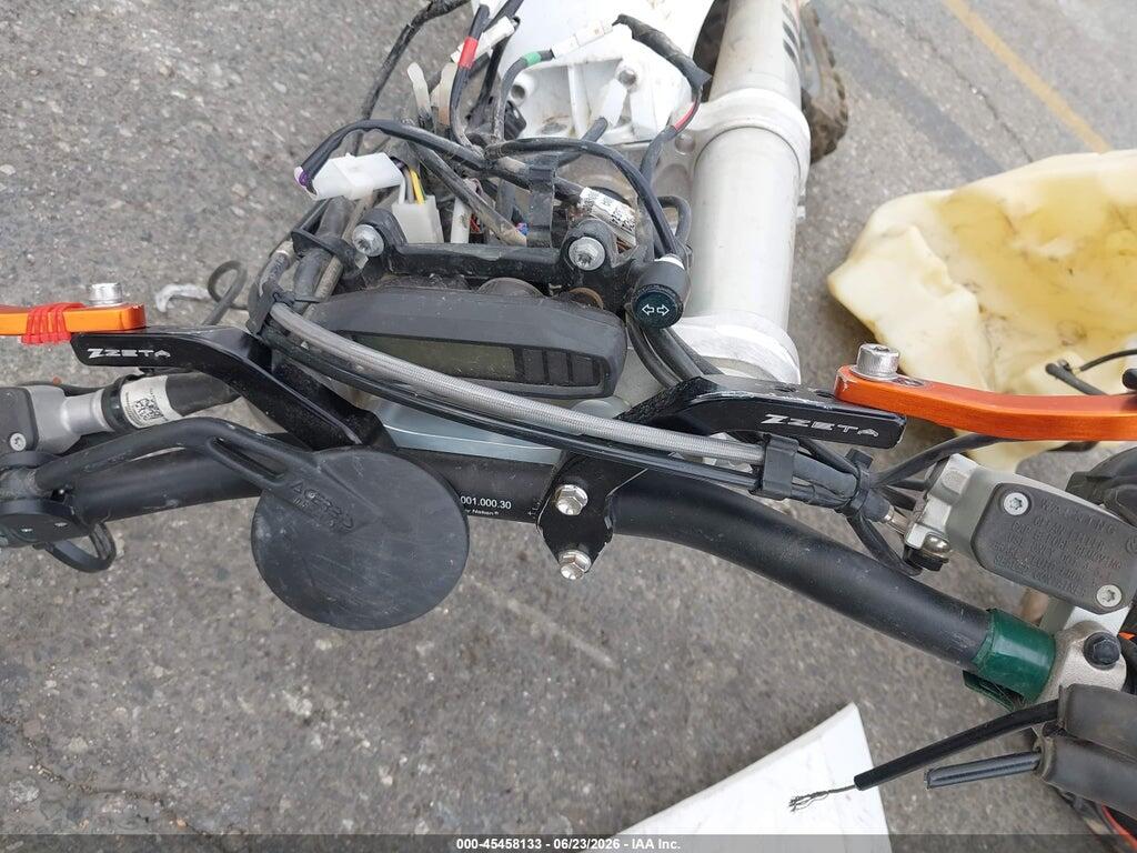 VBKEXJ405SM467586 2025 KTM 500 photo no. 7