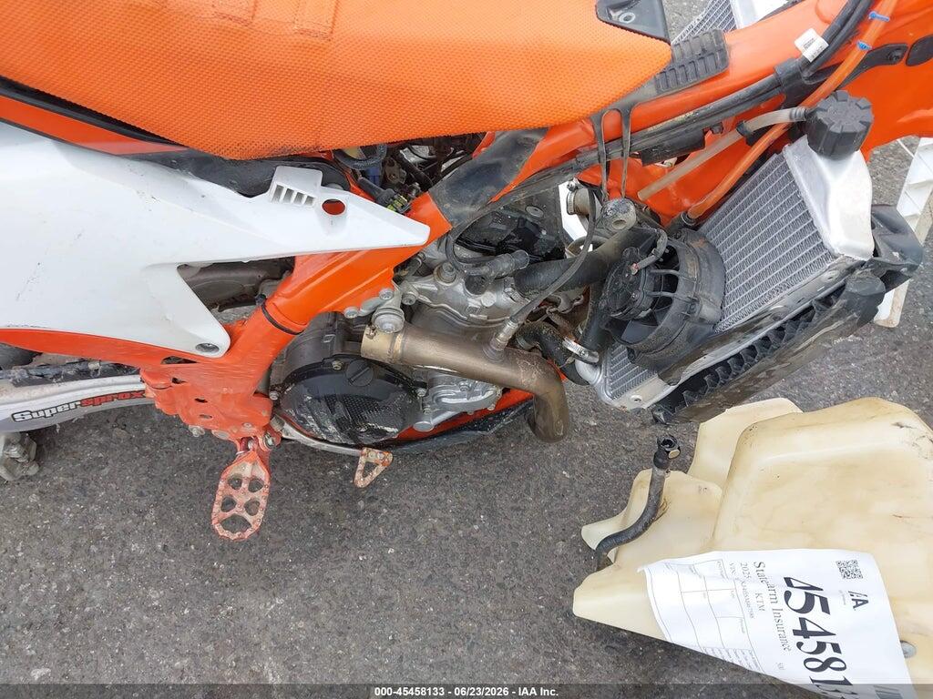 VBKEXJ405SM467586 2025 KTM 500 photo no. 8