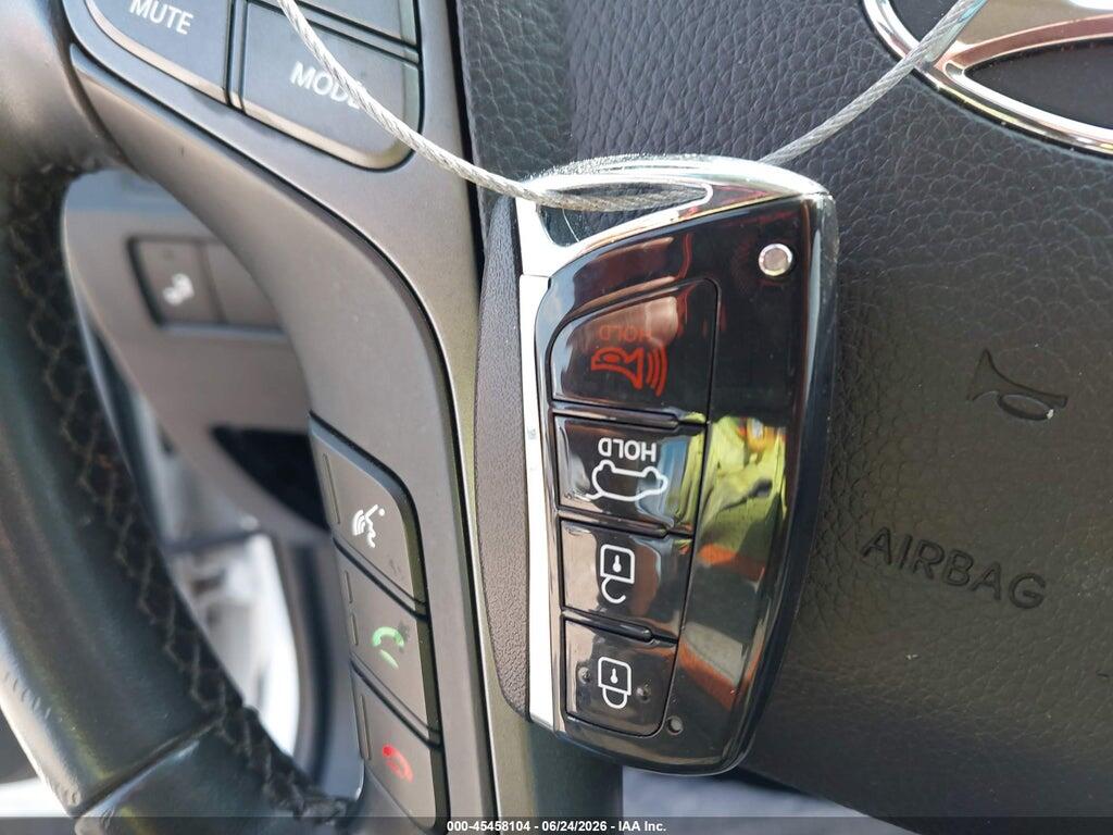 5NMZU3LB5JH100400 2018 HYUNDAI SANTA FE SPORT photo no. 11