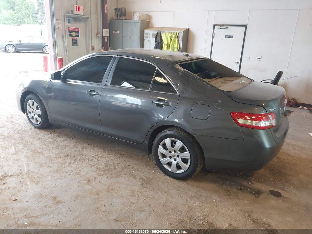 4T1BF3EK8BU120199 2011 TOYOTA CAMRY photo no. 3