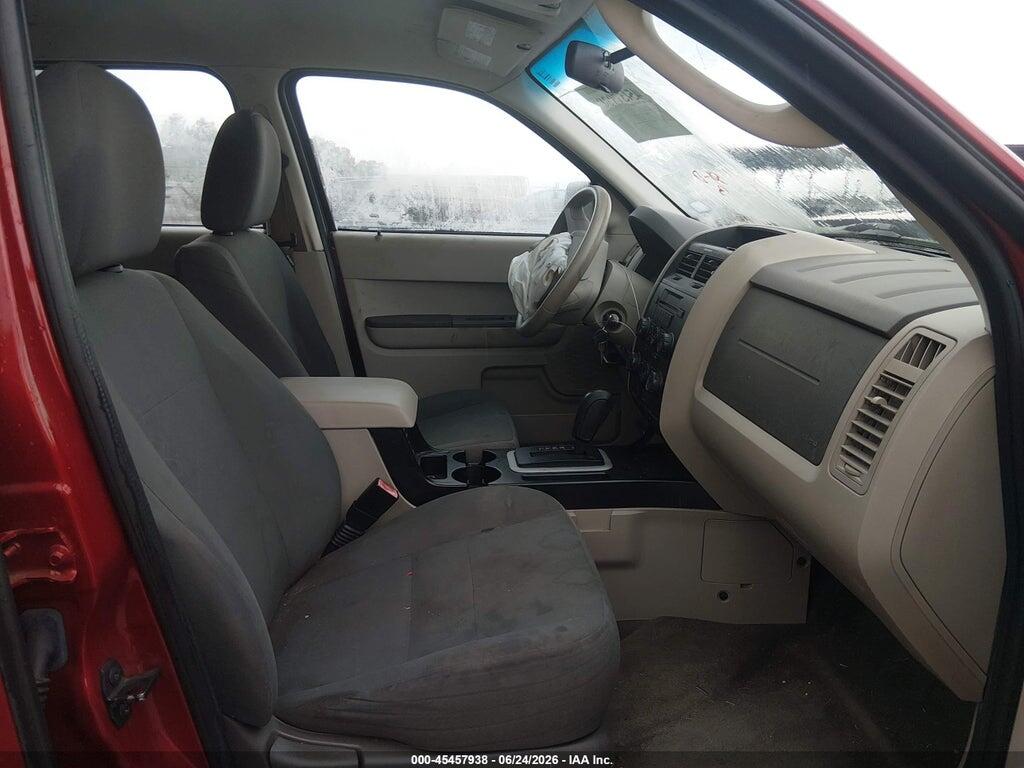 1FMCU0C78BKC12982 2011 FORD ESCAPE photo no. 5
