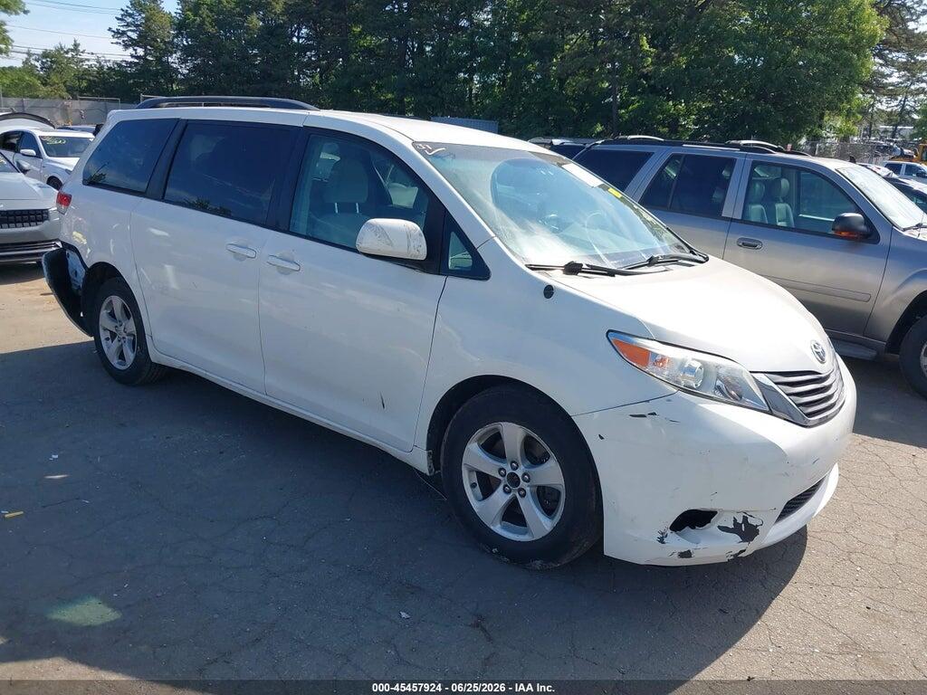 5TDKK3DC6BS042679 2011 TOYOTA SIENNA photo no. 1