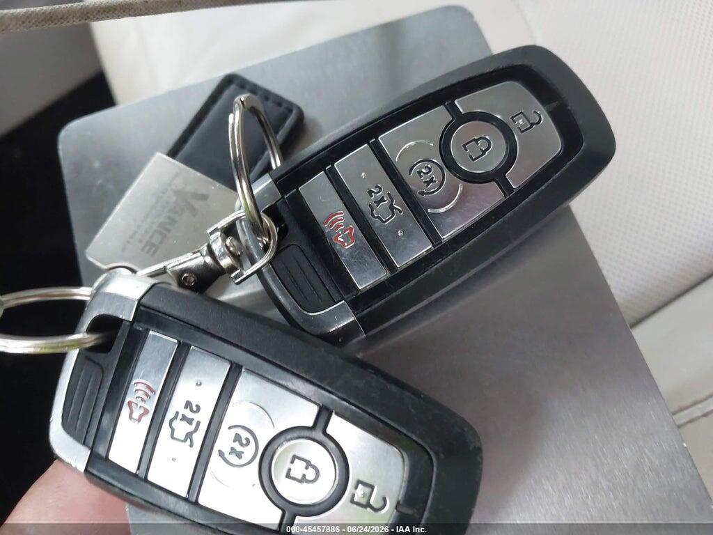 2FMPK3K95HBC63712 2017 FORD EDGE photo no. 11