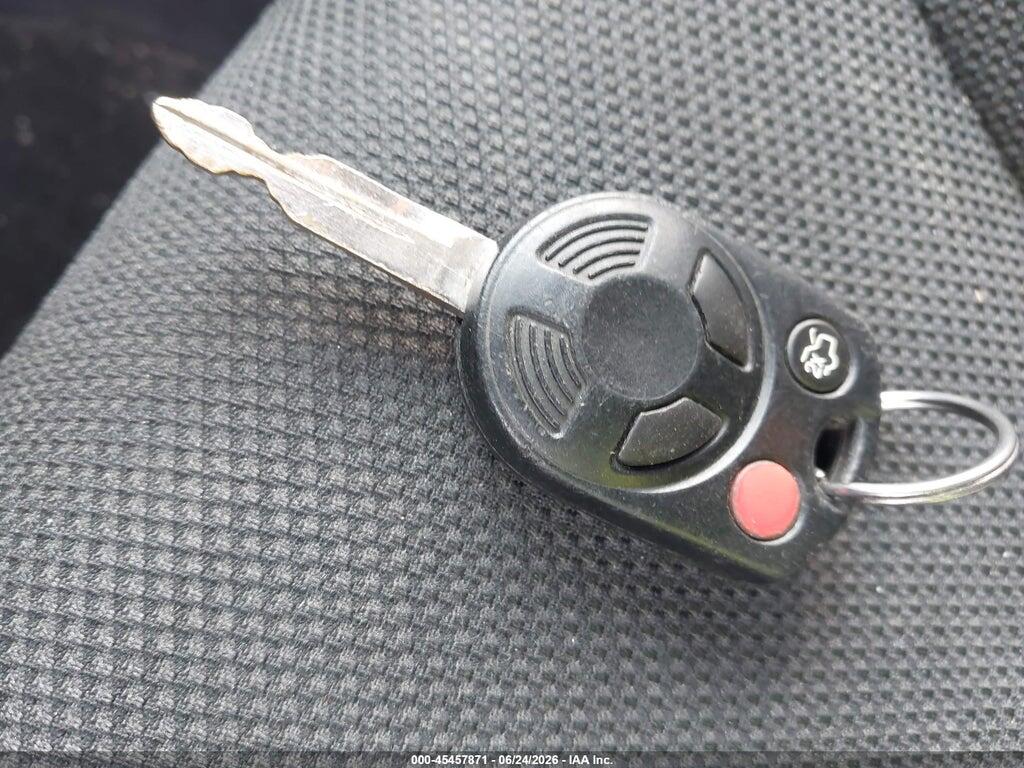 1FMCU03168KA63878 2008 FORD ESCAPE photo no. 11