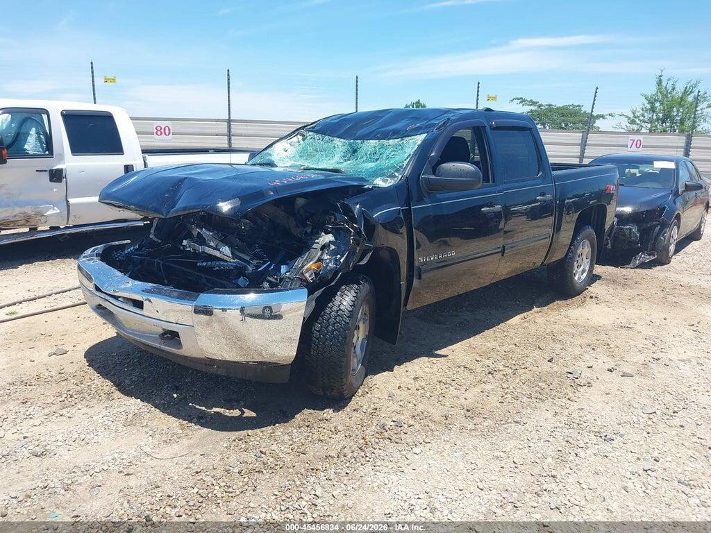 3GCPKSE75DG324220 2013 CHEVROLET SILVERADO 1500 photo no. 2