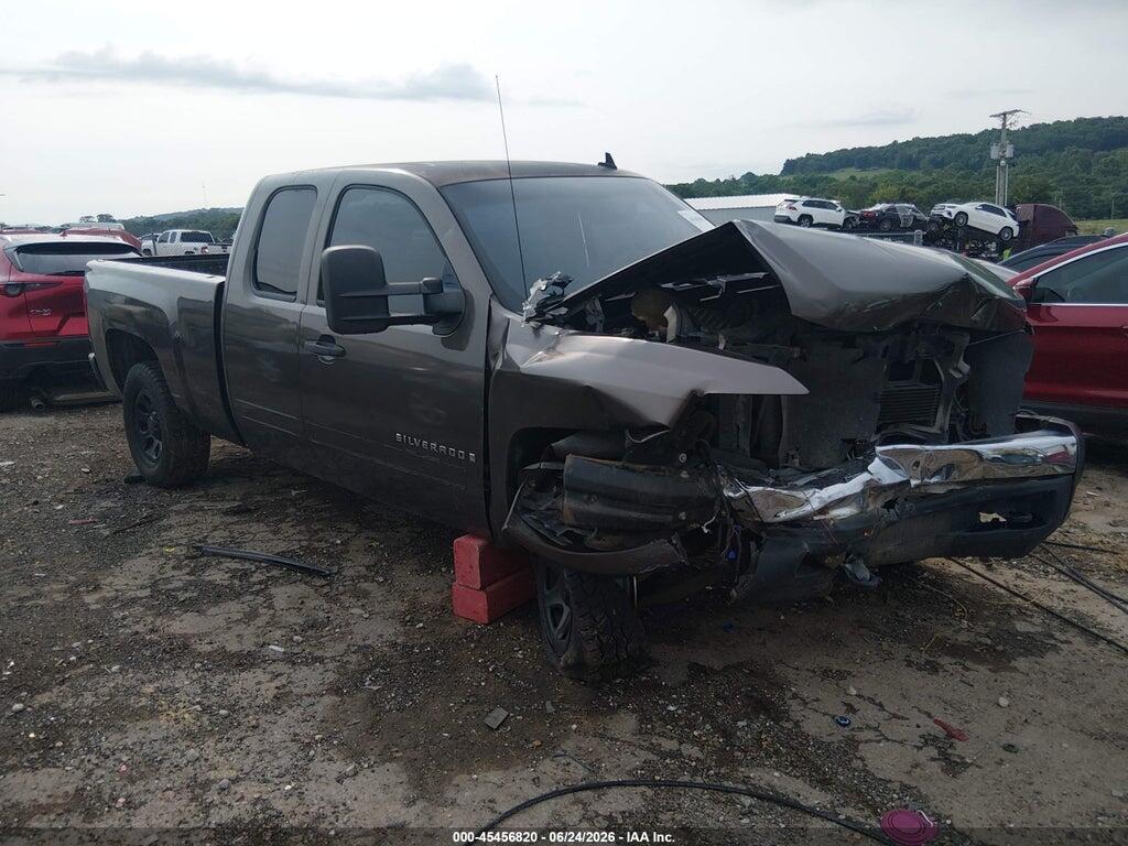 1GCEC19J67Z509210 2007 CHEVROLET SILVERADO 1500 photo no. 1