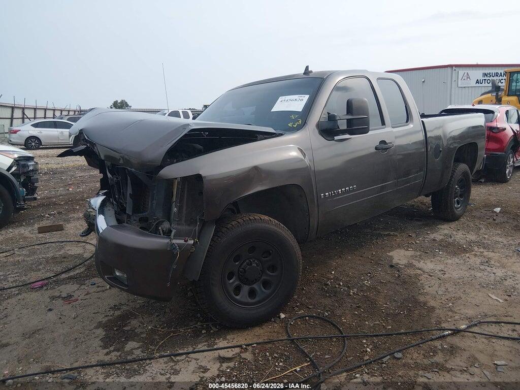 1GCEC19J67Z509210 2007 CHEVROLET SILVERADO 1500 photo no. 2