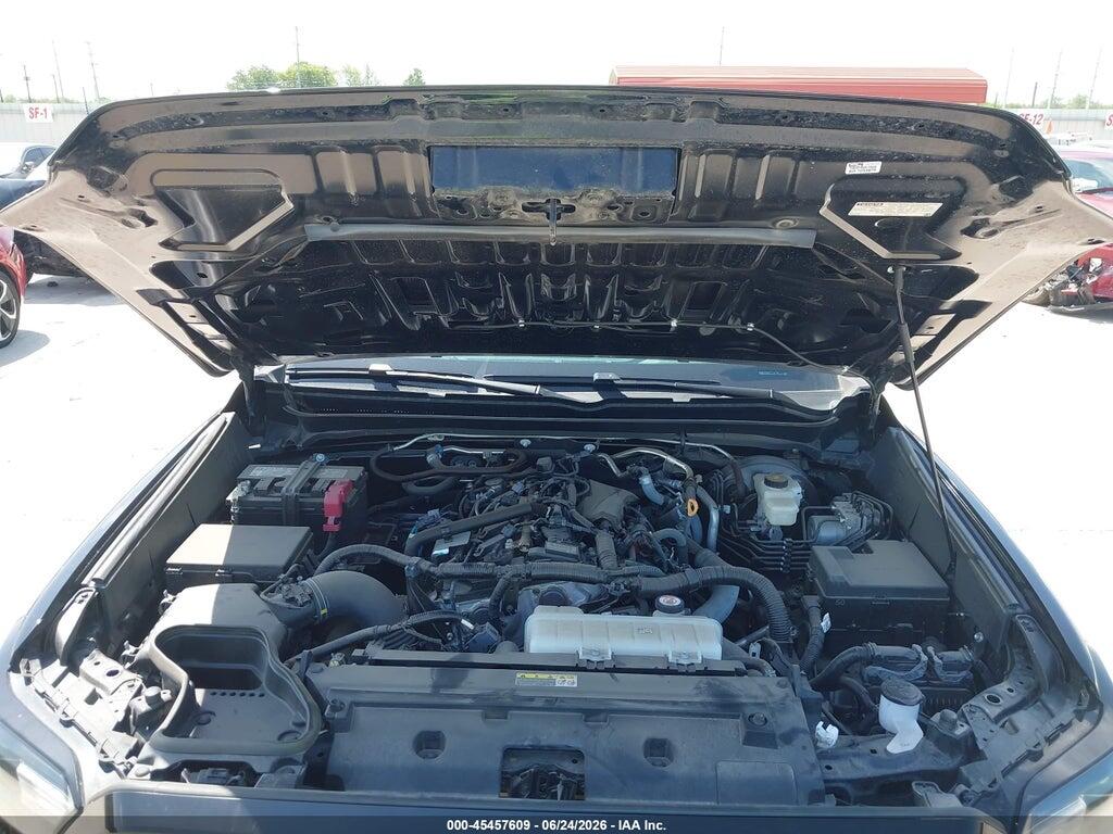 3TYKD5HN9RT014357 2024 TOYOTA TACOMA photo no. 10