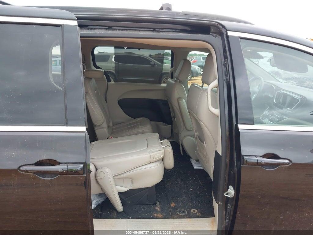 2C4RC1DG7MR551937 2021 CHRYSLER VOYAGER photo no. 8