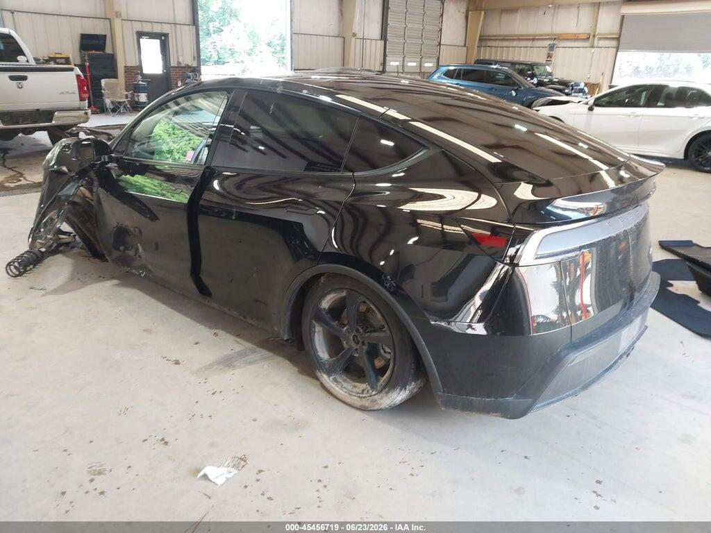 7SAYGDEE6TA415341 2026 TESLA MODEL Y photo no. 3