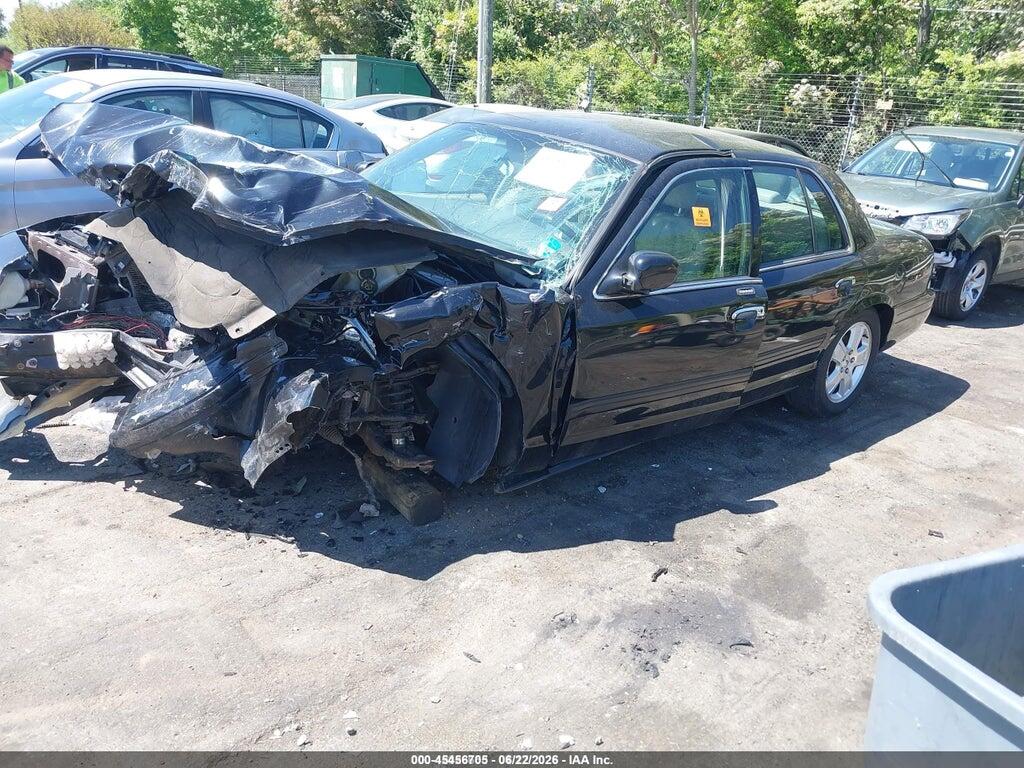 2FABP7EV7BX174675 2011 FORD CROWN VICTORIA photo no. 2