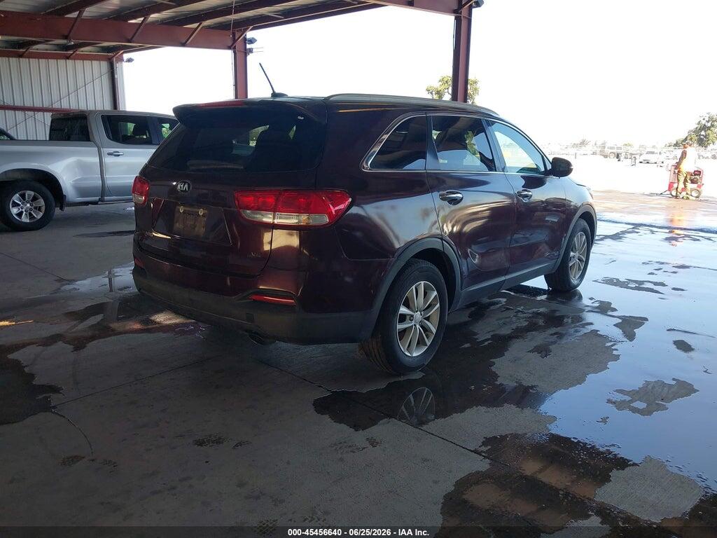 5XYPG4A52HG222007 2017 KIA SORENTO photo no. 4