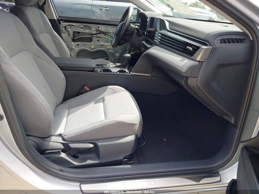 4T1DAACK6SU056176 2025 TOYOTA CAMRY photo no. 5