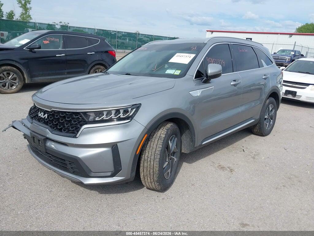 KNDRG4LGXN5102788 2022 KIA SORENTO HYBRID photo no. 2