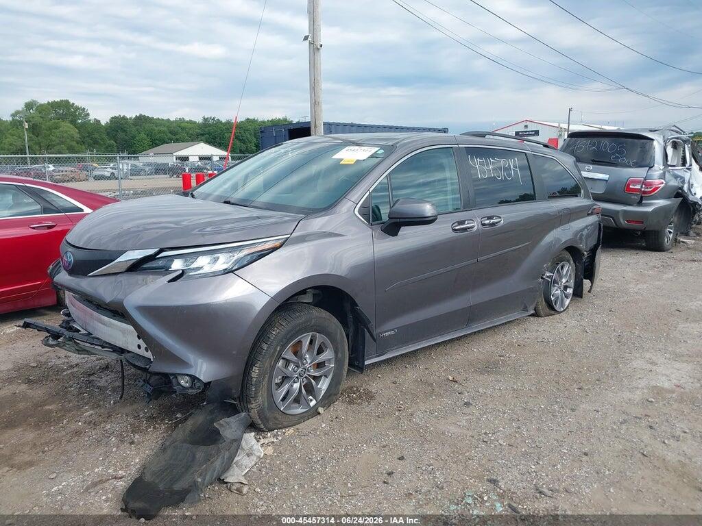 5TDJRKEC8MS029113 2021 TOYOTA SIENNA photo no. 2