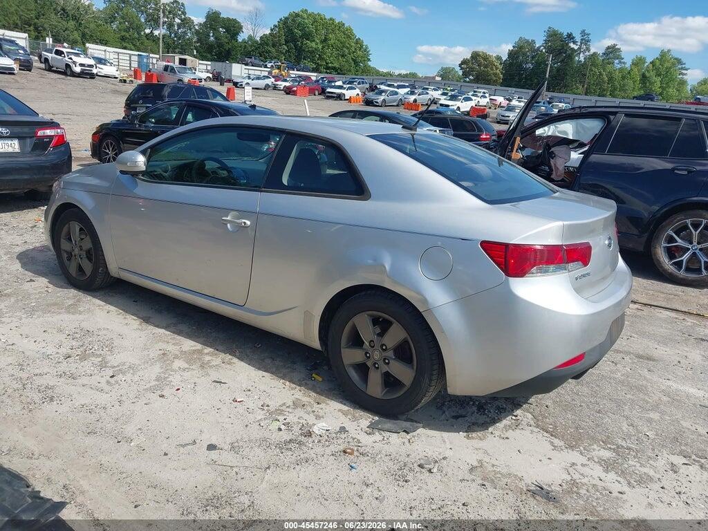 KNAFU6A27A5276467 2010 KIA FORTE KOUP photo no. 3