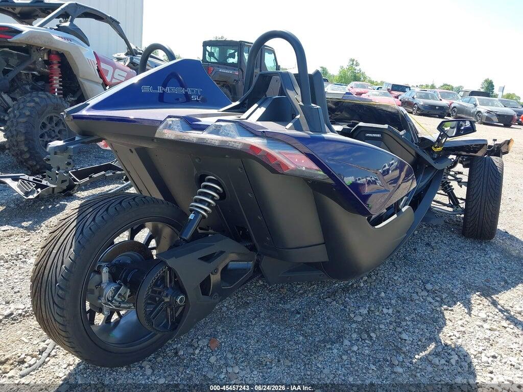 57XAAPHD1R8163523 2024 POLARIS SLINGSHOT photo no. 4