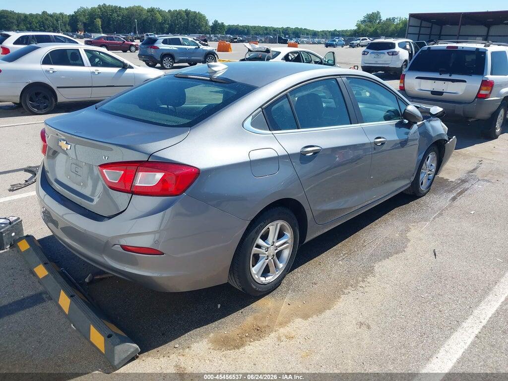 1G1BE5SM3J7146966 2018 CHEVROLET CRUZE photo no. 4