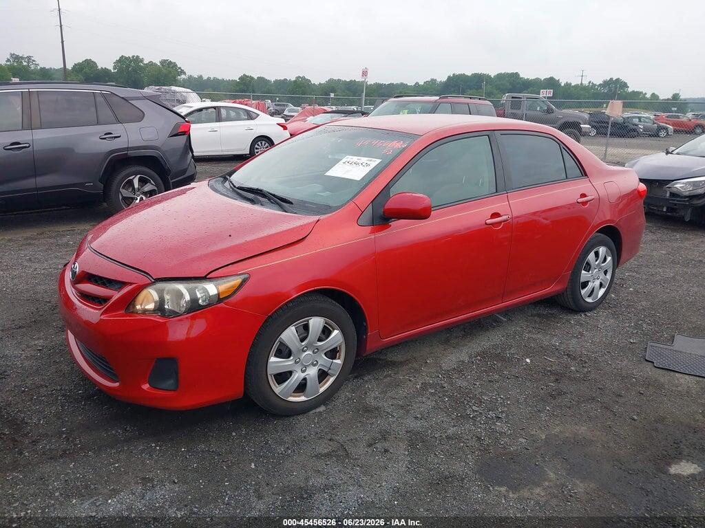2T1BU4EE0CC823630 2012 TOYOTA COROLLA photo no. 2