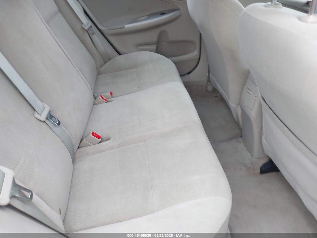 2T1BU4EE0CC823630 2012 TOYOTA COROLLA photo no. 8