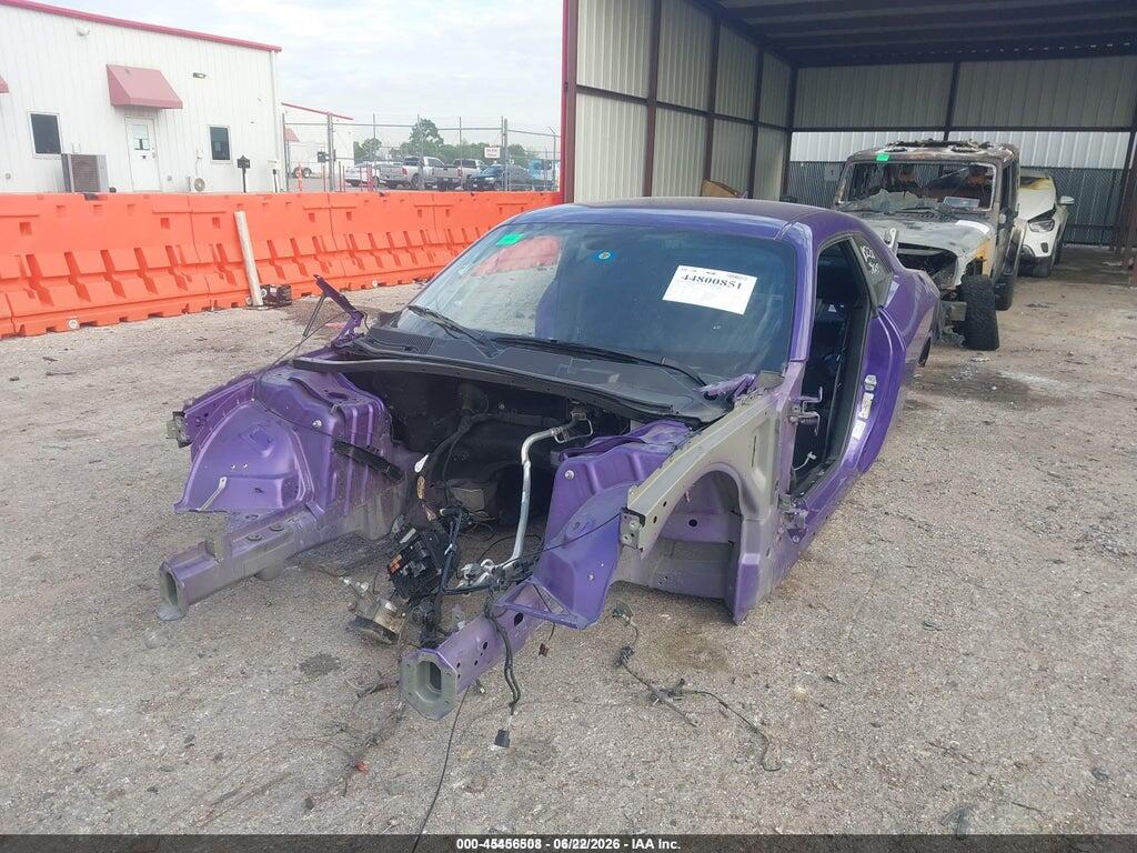 2C3CDZFJXGH185075 2016 DODGE CHALLENGER photo no. 2