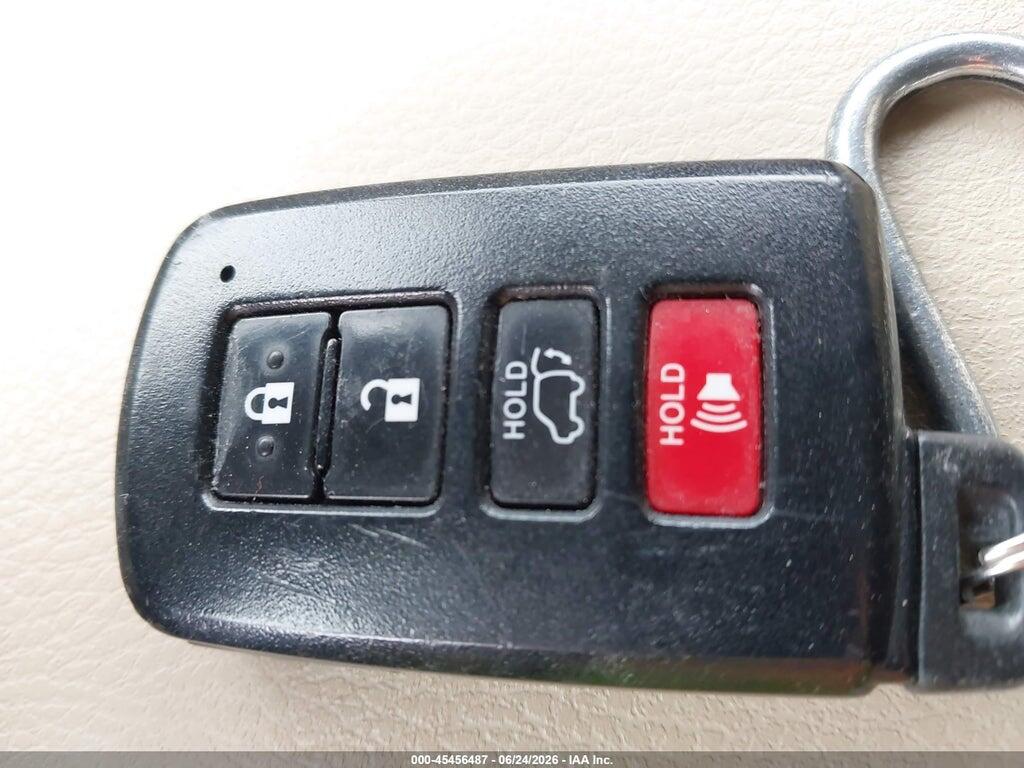 5TDDCRFH1FS007264 2015 TOYOTA HIGHLANDER HYBRID photo no. 11