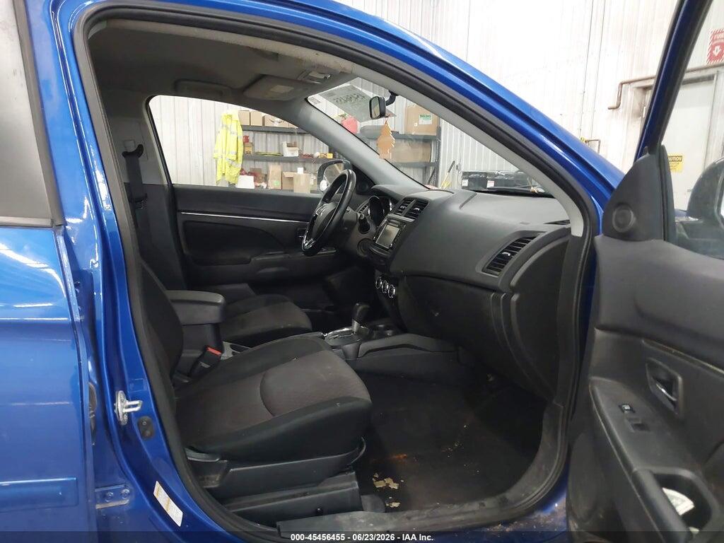 JA4AP3AW6HZ028424 2017 MITSUBISHI OUTLANDER SPORT photo no. 5