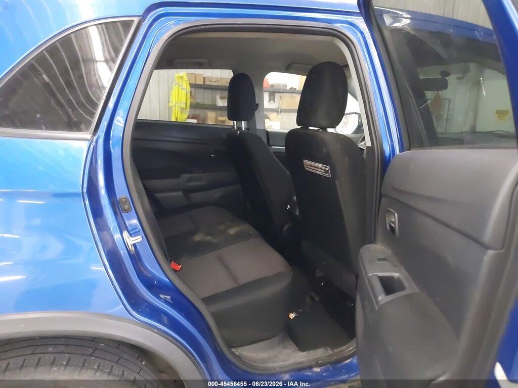 JA4AP3AW6HZ028424 2017 MITSUBISHI OUTLANDER SPORT photo no. 8