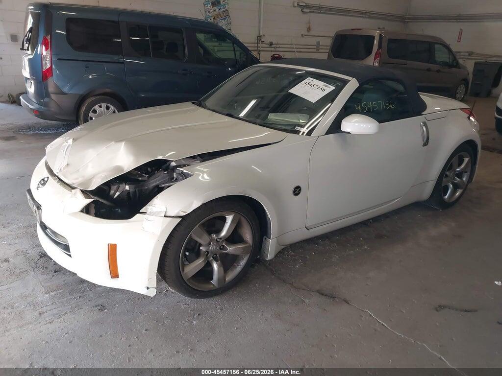 JN1AZ36A66M455029 2006 NISSAN 350Z photo no. 2