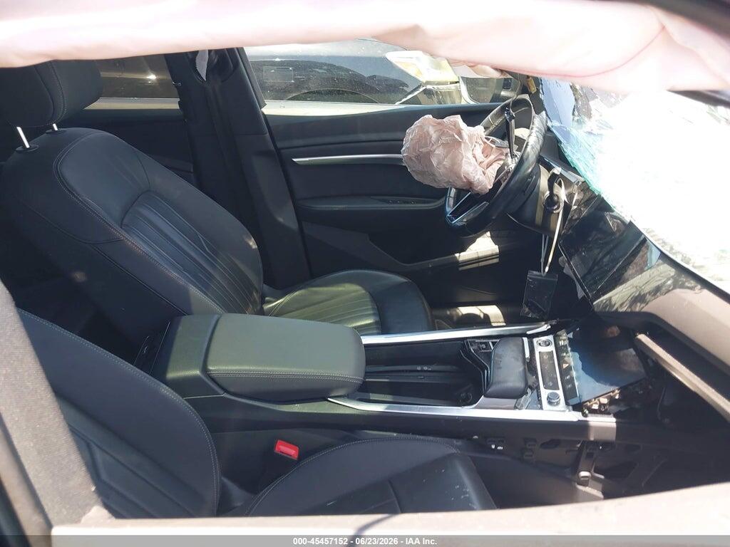 WA1BAAGE8RB038309 2024 AUDI Q8 E-TRON photo no. 5
