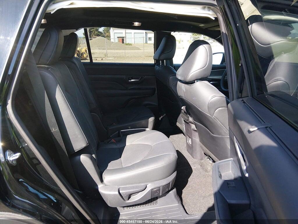 5TDACAB56TS076253 2026 TOYOTA GRAND HIGHLANDER HYBRID photo no. 8