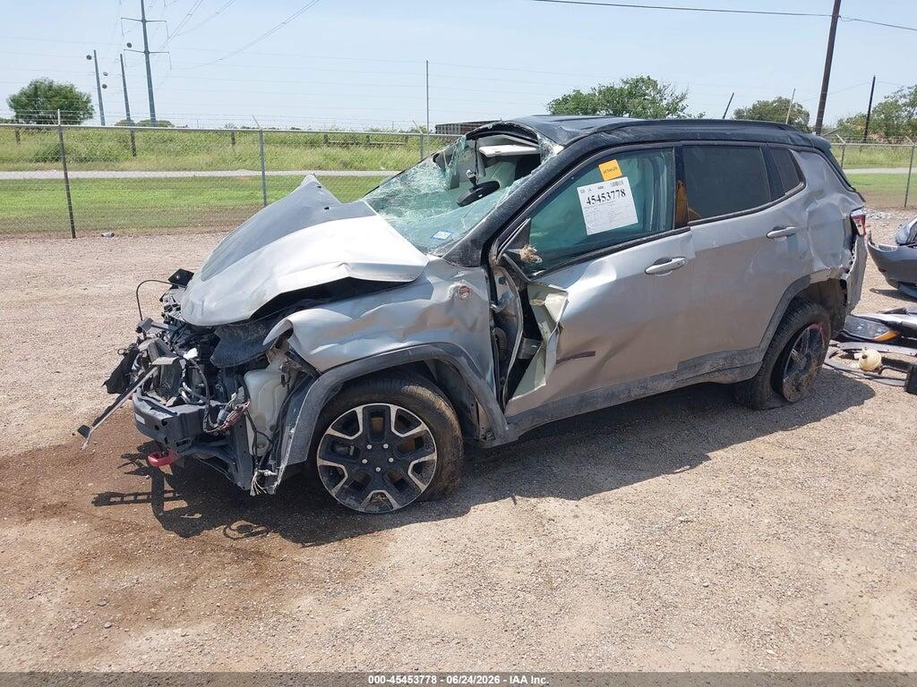 3C4NJDDB8KT795276 2019 JEEP COMPASS photo no. 2