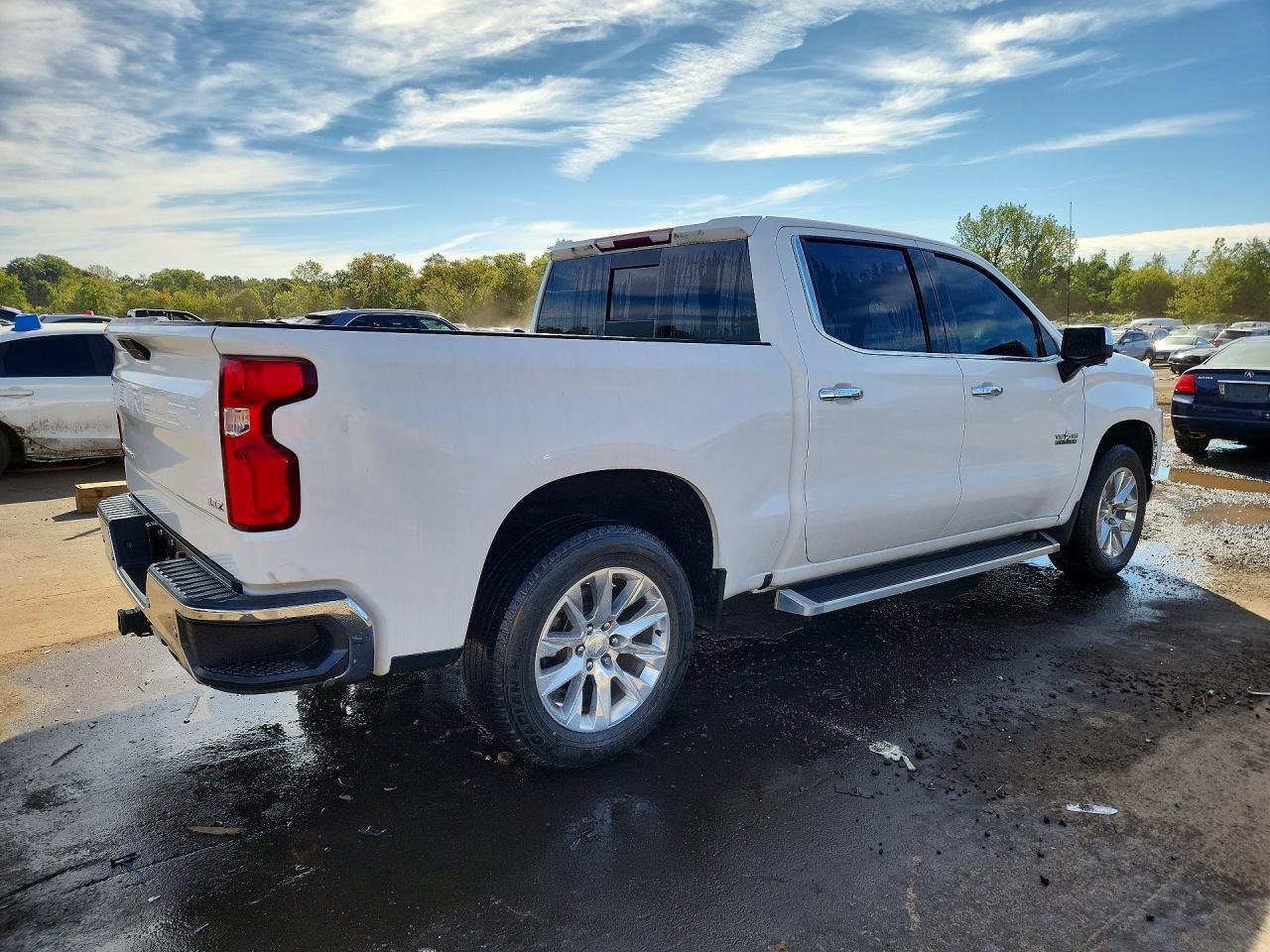 2019 CHEVROLET SILVERADO K1500 LTZ — Фото 3 из 11