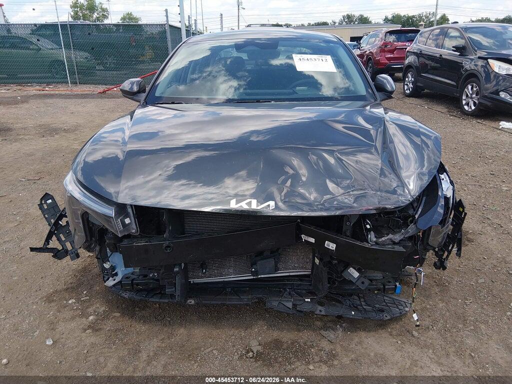 3KPFT4DE2SE109939 2025 KIA K4 photo no. 12