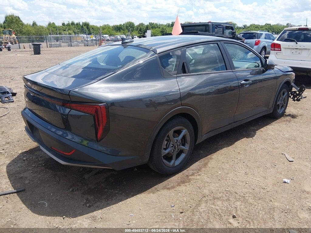 3KPFT4DE2SE109939 2025 KIA K4 photo no. 4