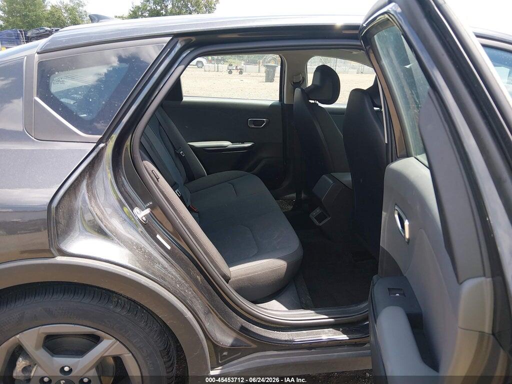 3KPFT4DE2SE109939 2025 KIA K4 photo no. 8