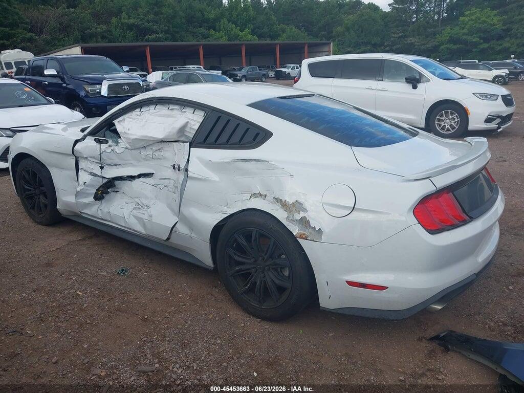 1FA6P8TH2J5106384 2018 FORD MUSTANG photo no. 3