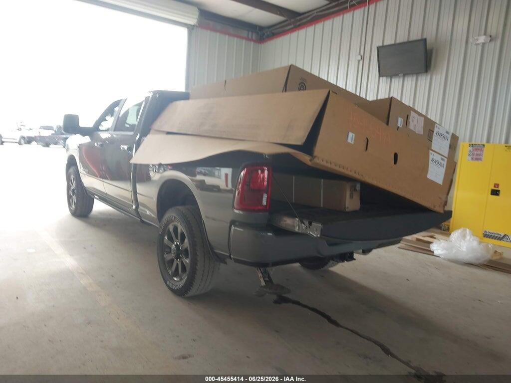 3C63R5FL0TG152207 2026 RAM 2500 photo no. 3