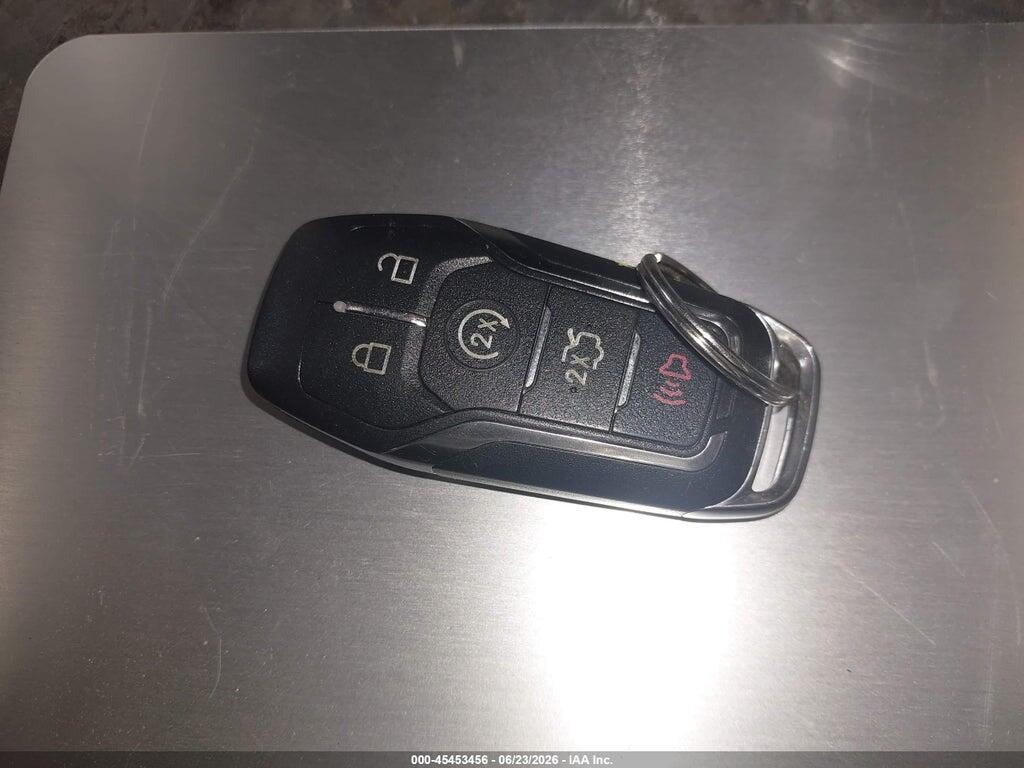 1FM5K8D82GGB61106 2016 FORD EXPLORER photo no. 11