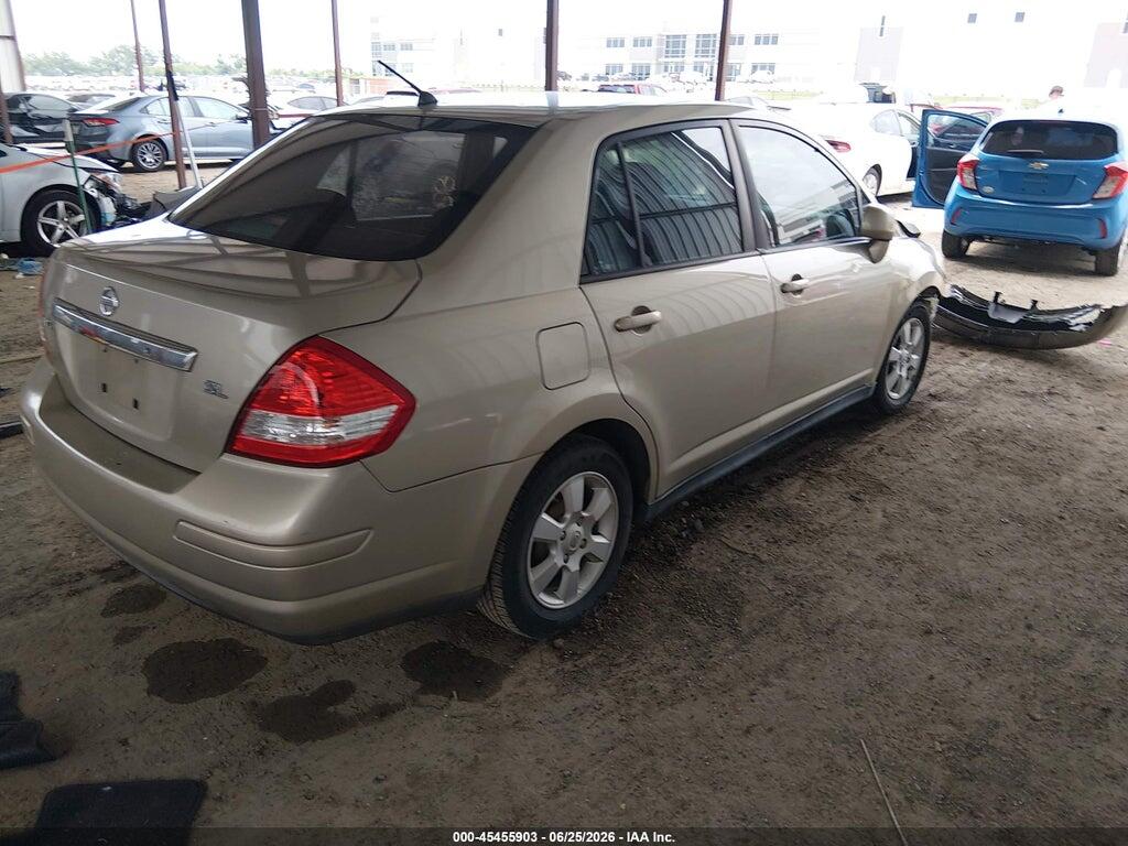 3N1BC11E39L476231 2009 NISSAN VERSA photo no. 4
