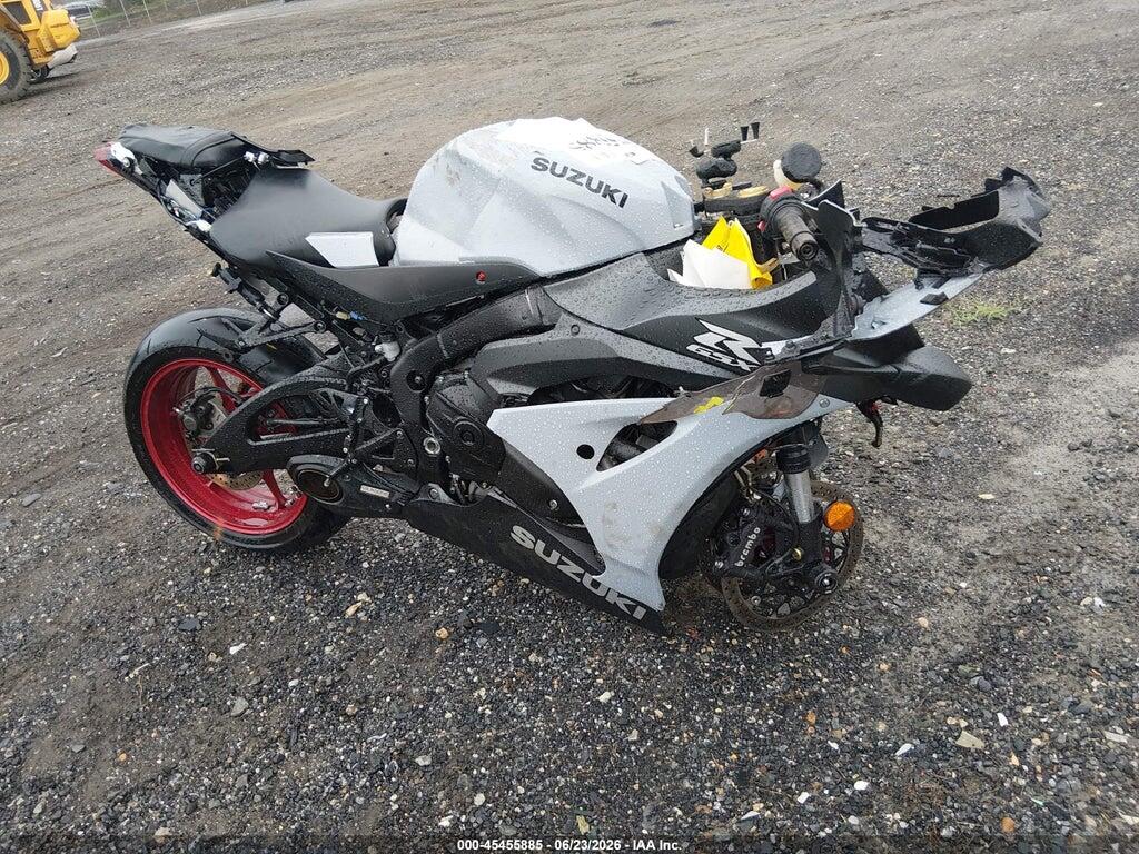 JS1DM11B7N7100116 2022 SUZUKI GSX-R1000 photo no. 1