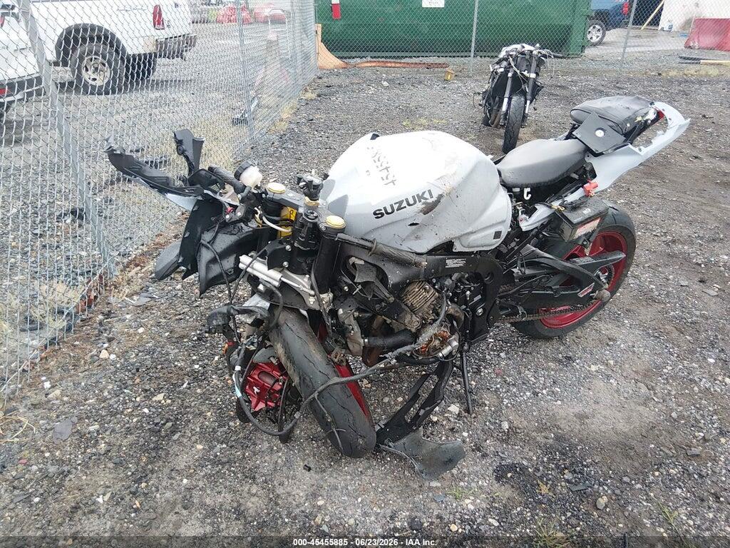 JS1DM11B7N7100116 2022 SUZUKI GSX-R1000 photo no. 2
