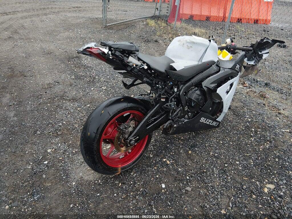 JS1DM11B7N7100116 2022 SUZUKI GSX-R1000 photo no. 4